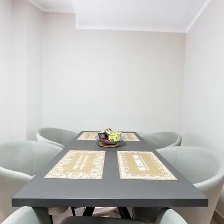 Modern Hall شقة